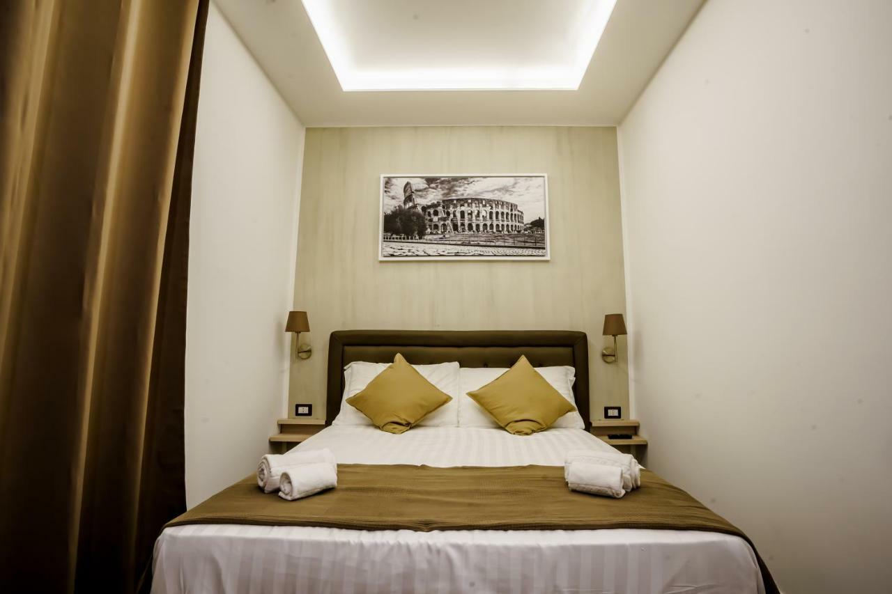 Noemi'S Rooms Guest House Rom Exteriör bild